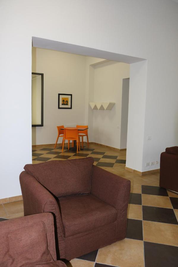 Student'S Hostel Parma Exterior photo